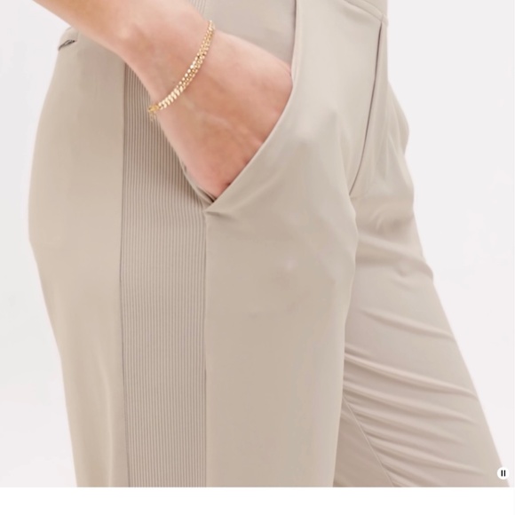 Athleta Brooklyn ankle pant - size 2T - Picture 3 of 6